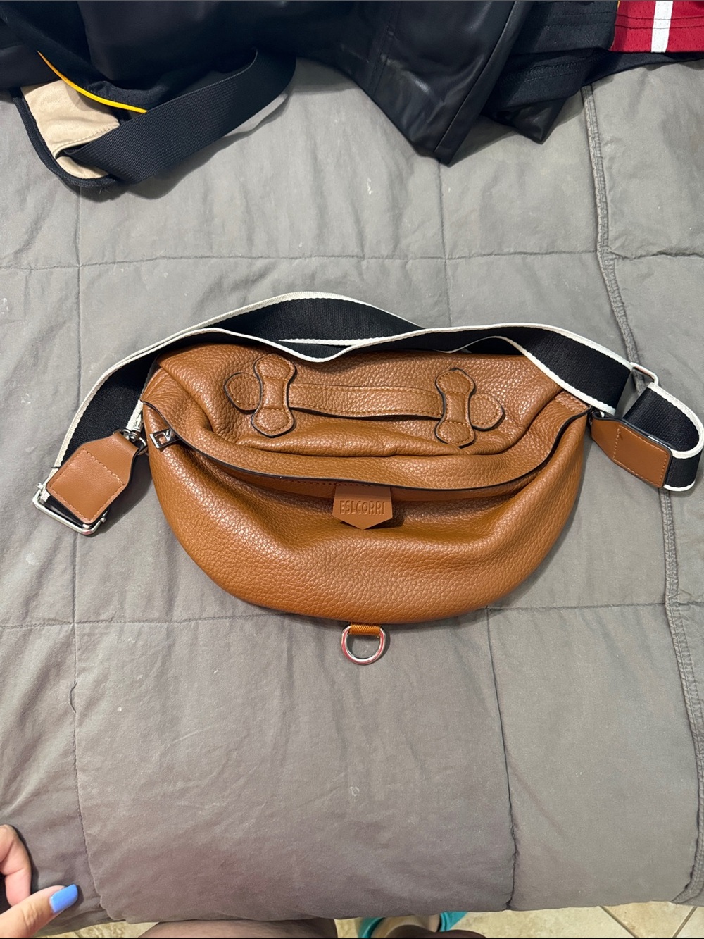 Khaki Fanny back Amazon